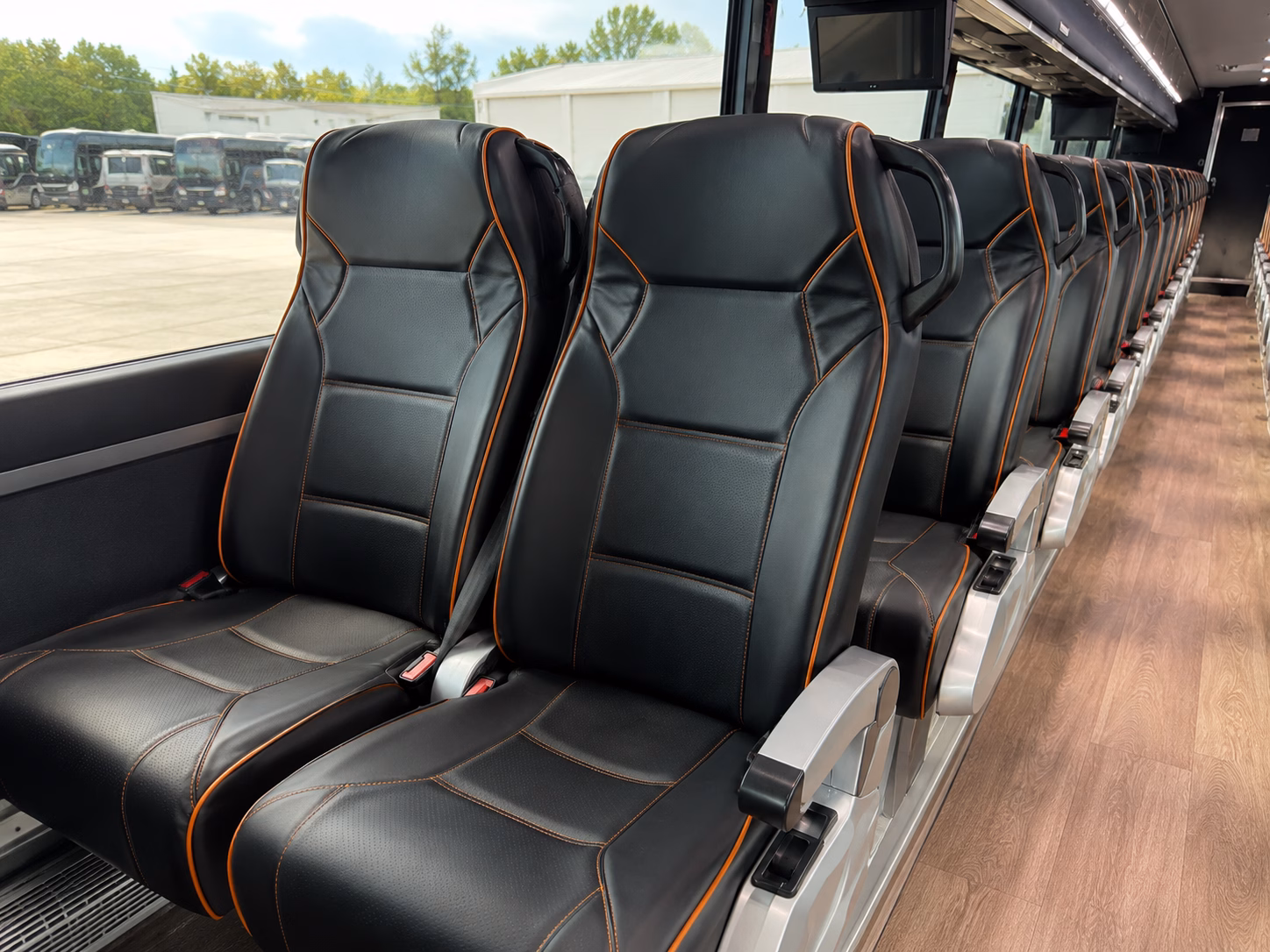 shuttle your guests through sunnyslope wine country without the carpool headache